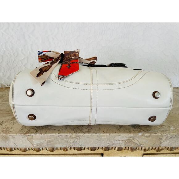 Coach Soho Hampton White/brown leather Flap Bag 9636 Satchel/Carryall - Picture 6 of 10